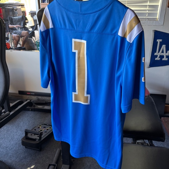 UCLA jersey - Picture 2 of 4